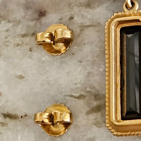 RARE DESIGNER MONICA RICH KOSANN 18K GOLD ONYX OCTAGON OBLONG PIERCED EARRINGS - Picture 9 of 13